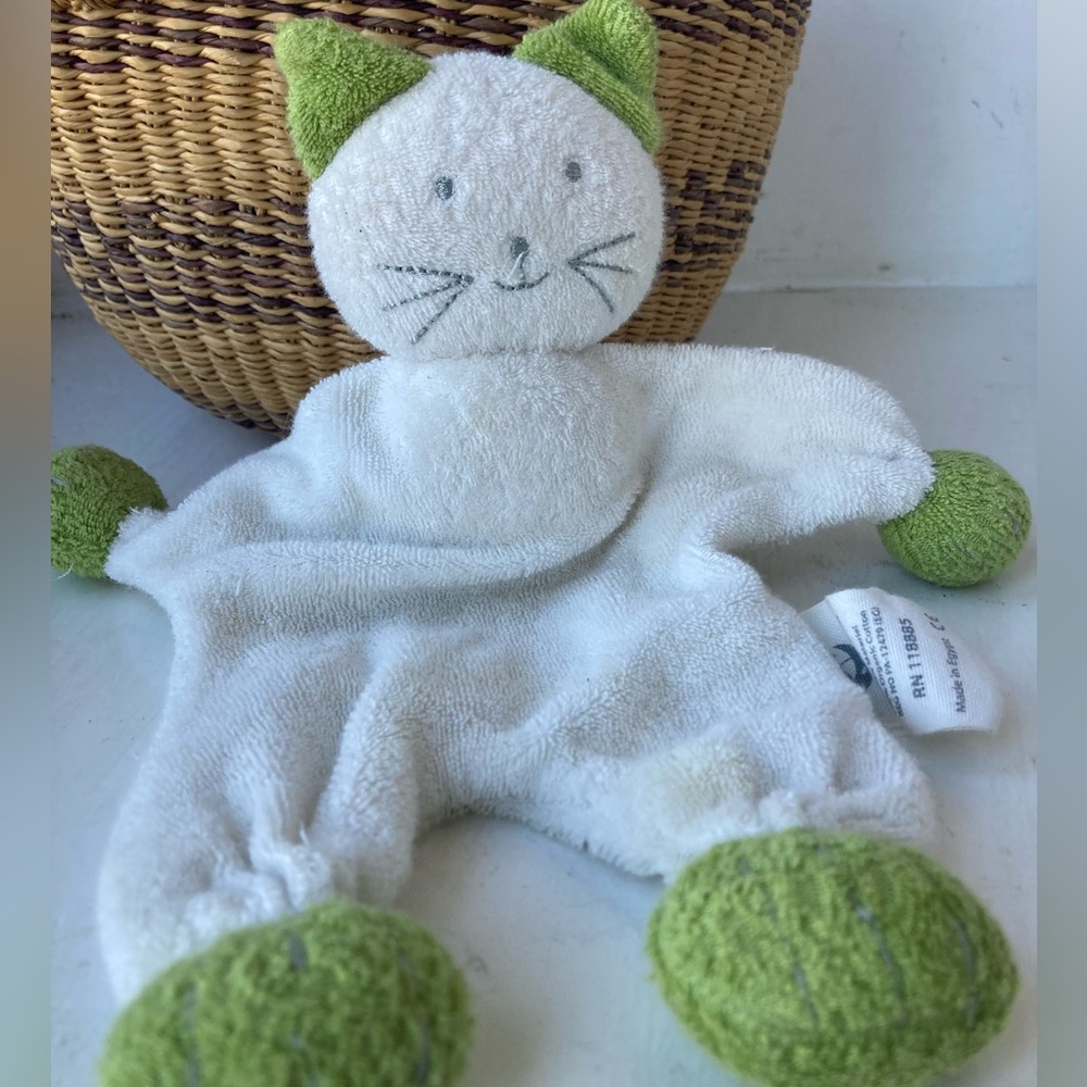 Under the Nile organic cotton white green plush cat kitten lovey flat body.  NWT